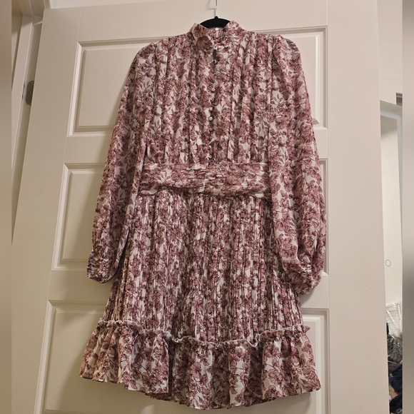 Ivy City Co Dresses & Skirts - Flowy Floral Pink Chiffon Dress With Button Details